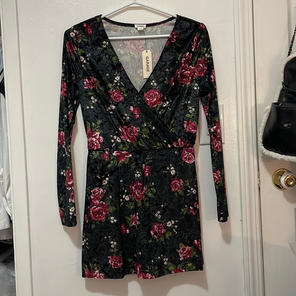 Garage velvet dress - Picture 4 of 5